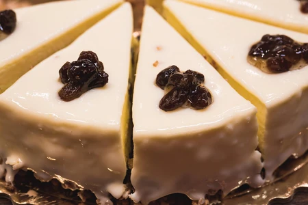 Creamy Cake Slices