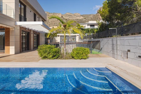 Luxury Villa with Pool