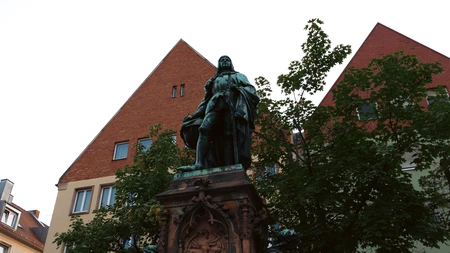 Historic Monument and Architecture