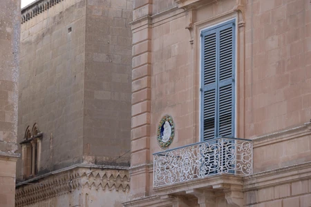Elegant Architectural Detail