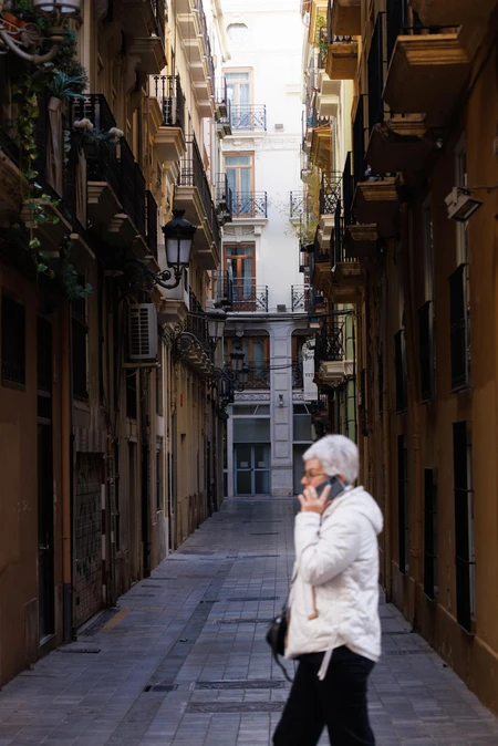 Urban Alley Walk