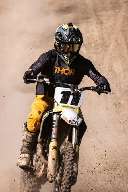 Dirt Bike Racing Adventure