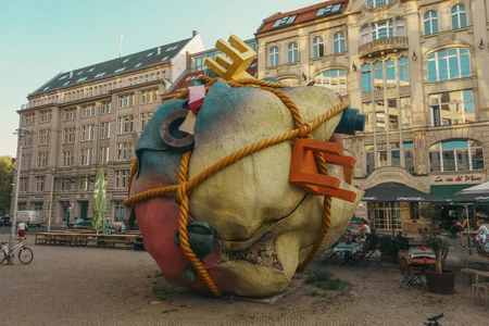 Unique Sculpture in Urban Setting
