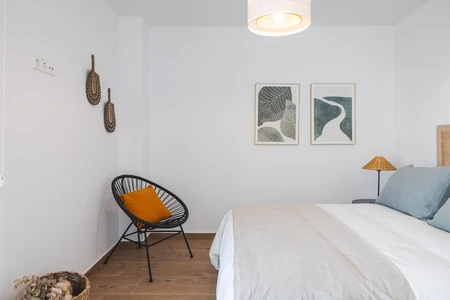 Minimalistic Bedroom Decor