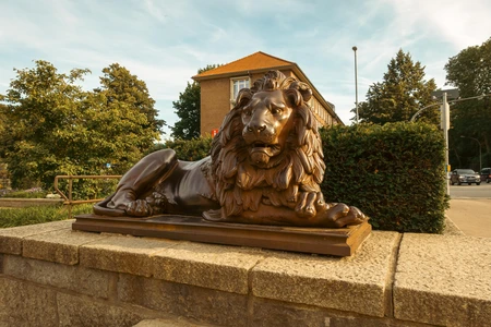 Majestic Lion Statue