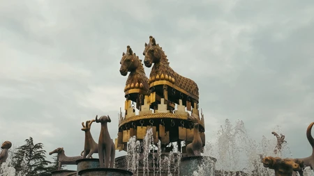 Majestic Horse Sculpture Fountain