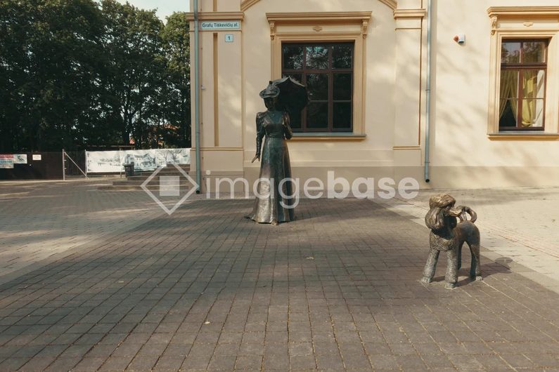 Statue in Charming Square