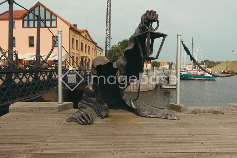 Harbor Sculpture and Bridge