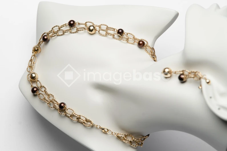 Elegant Jewelry Display