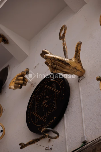 Golden Hand Display