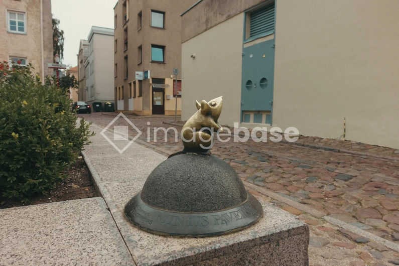 Quaint Street Sculpture