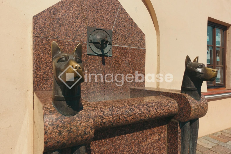 Dog Head Sculpture Fountain