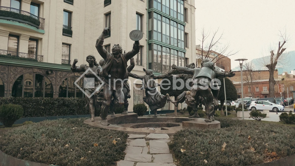 Dancing Sculpture in Urban Setting