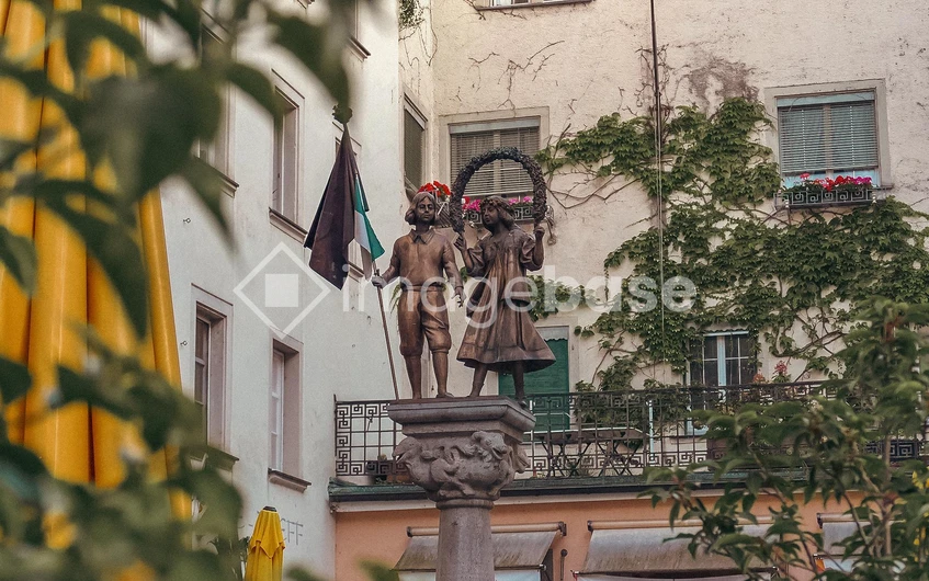 Statue in Urban Setting