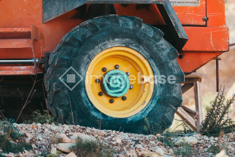 Vibrant Construction Equipment