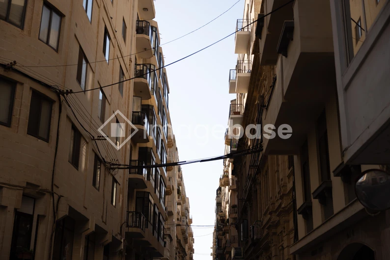 Urban Alleyway