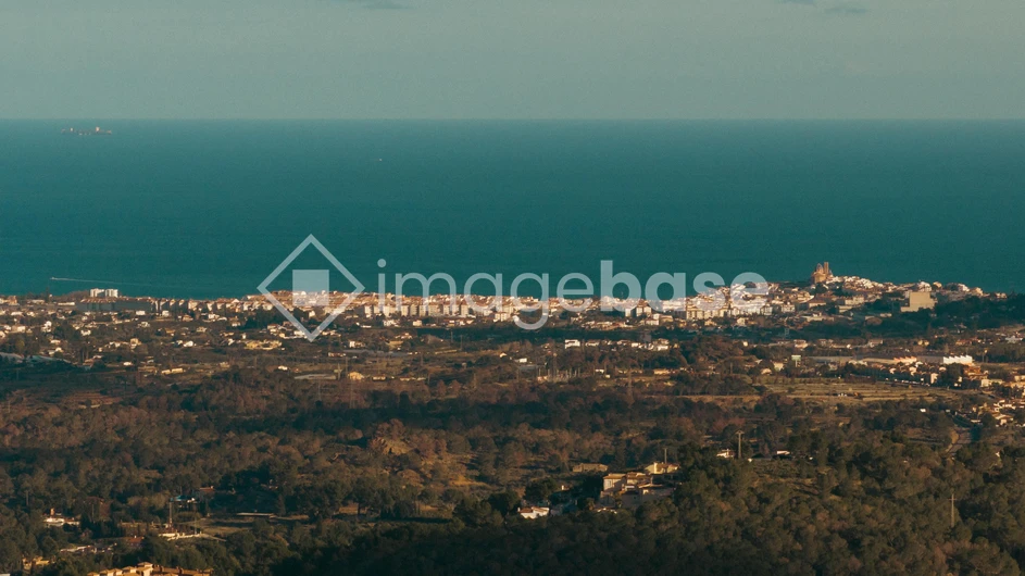 Coastal Horizon
