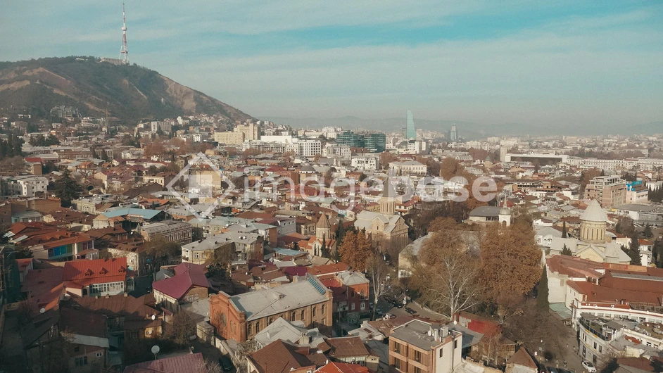 Scenic Cityscape