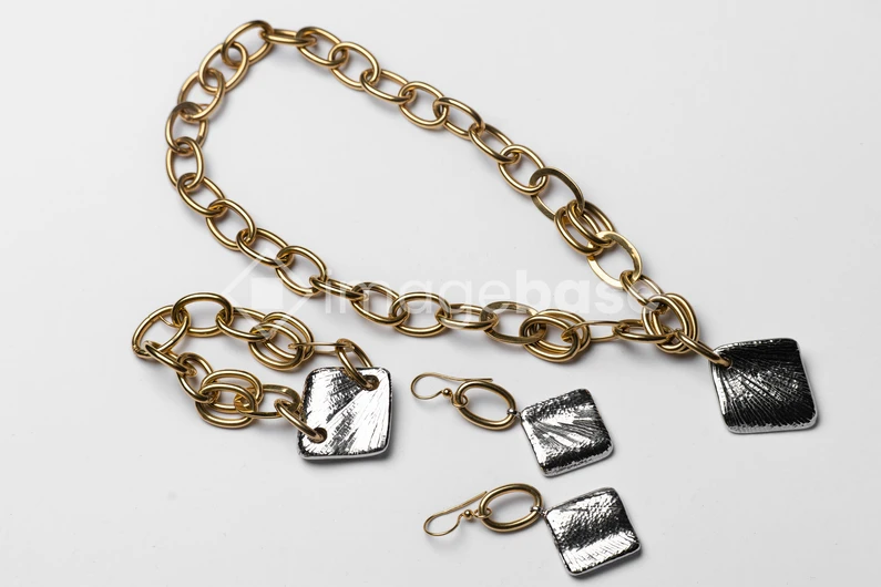 Stylish Jewelry Set