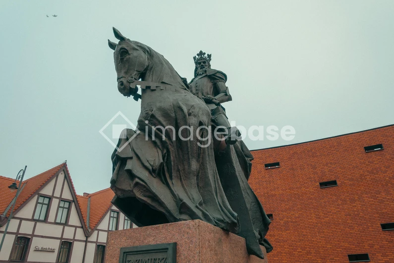 Equestrian Statue in Historical Setting