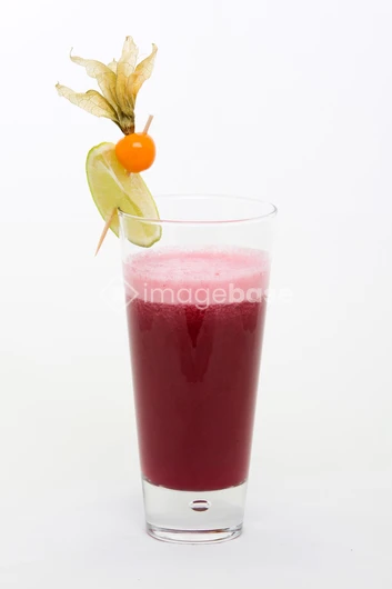 Refreshing Berry Cocktail