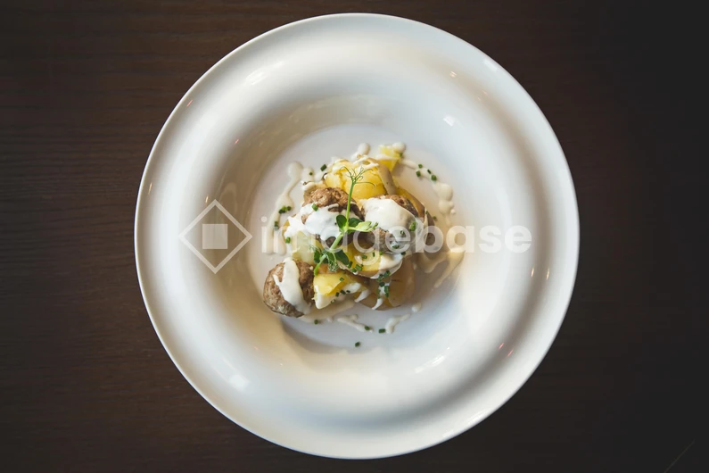 Elegant Dish Presentation