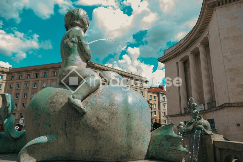 Charming City Fountain