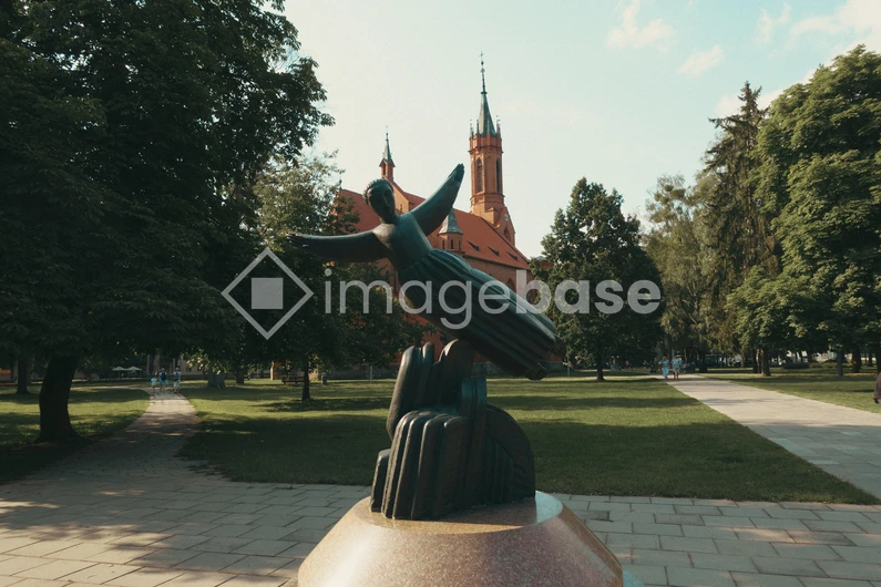 Statue in Scenic Park