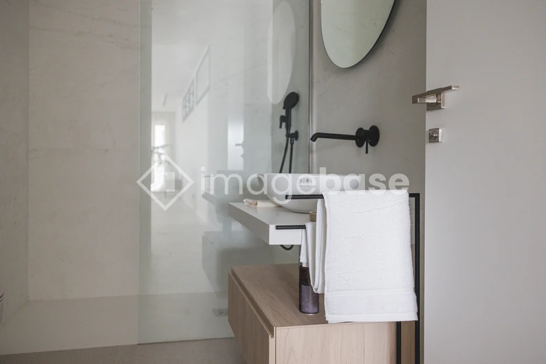 Minimalist Bathroom Interior
