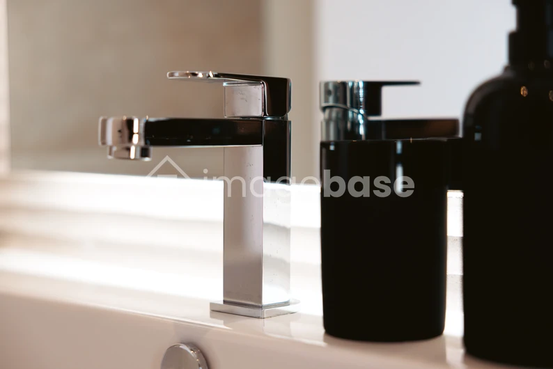 Sleek Bathroom Fixtures