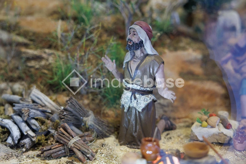 Figurine of Historical Scene