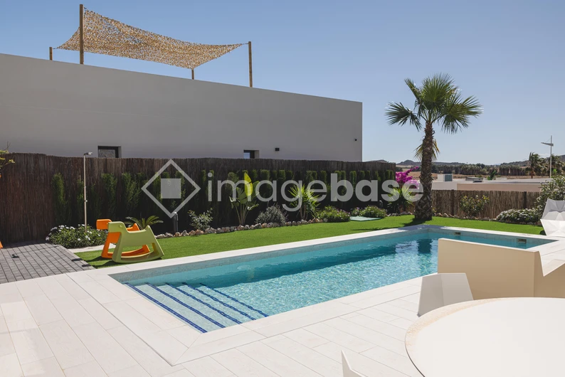 Modern Poolside Retreat
