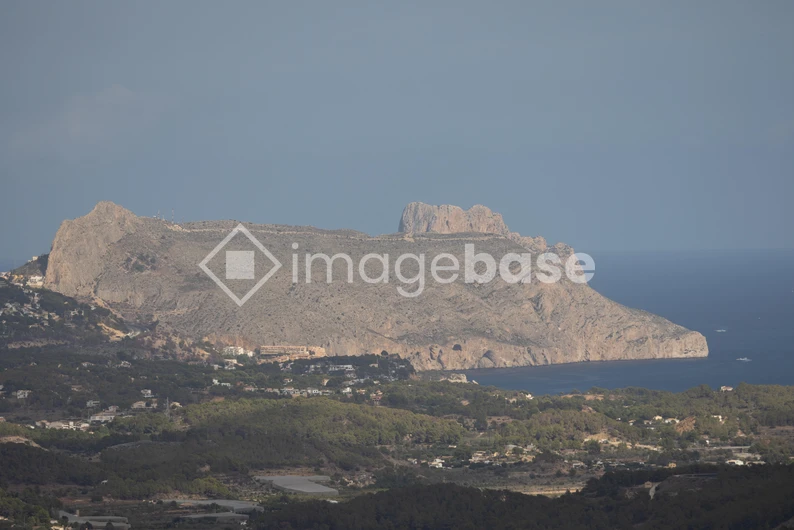 Coastal Cliffside Vista