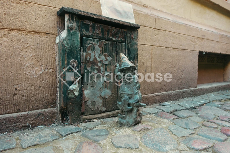 Charming Street Sculpture