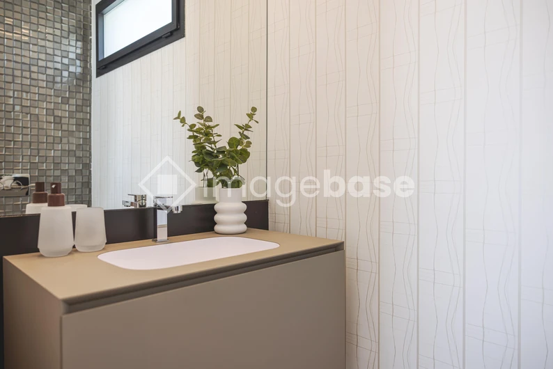 Modern Bathroom Vanity