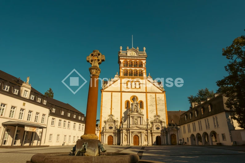 Historic Cathedral Plaza