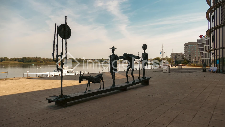 Riverside Sculptures