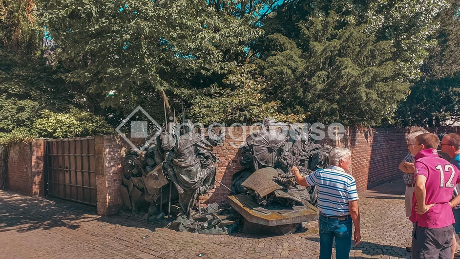 Outdoor Sculpture Interaction
