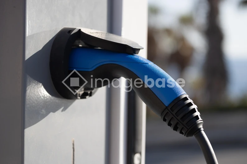 Electric Vehicle Charging Plug