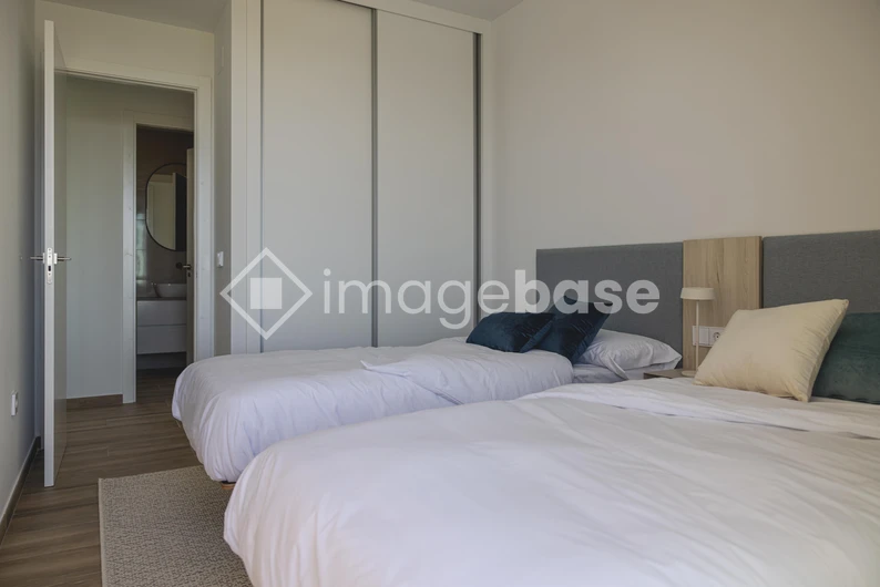 Modern Minimalist Bedroom