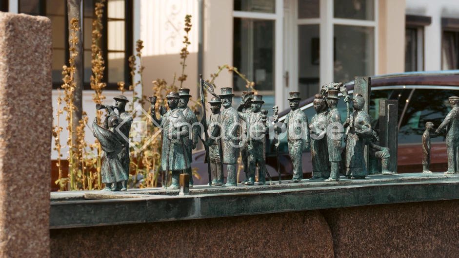Statuesque Street Scene