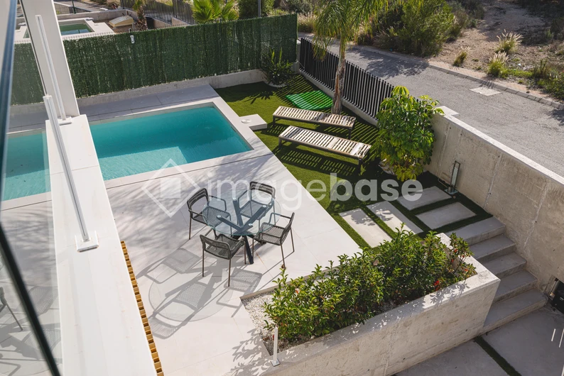 Modern Backyard Pool Area