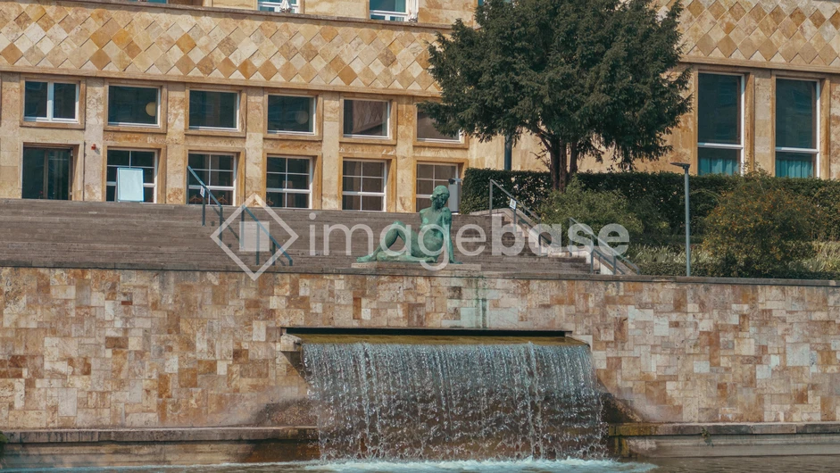 Urban Fountain View