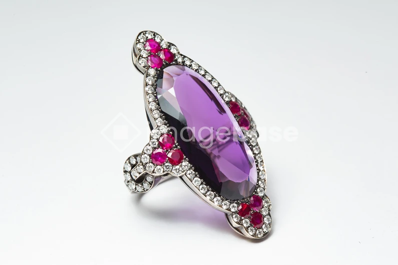 Elegant Gemstone Ring
