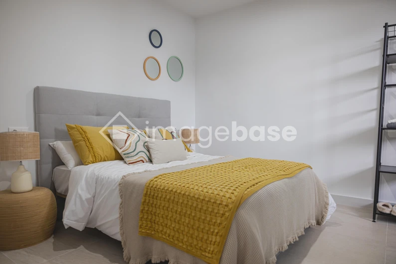 Cozy Modern Bedroom