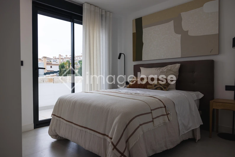 Cozy Modern Bedroom