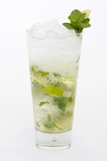Refreshing Mojito Cocktail