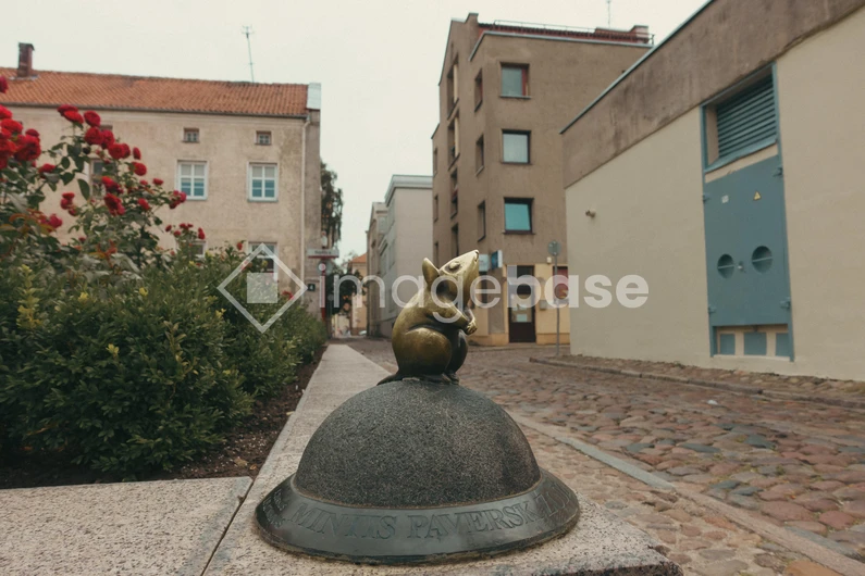 Charming Street Sculpture