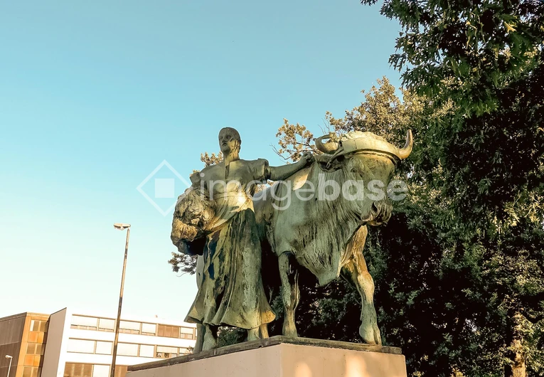 Statue in Urban Setting