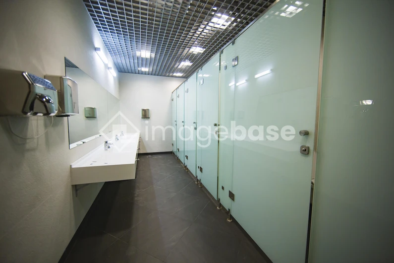 Modern Restroom
